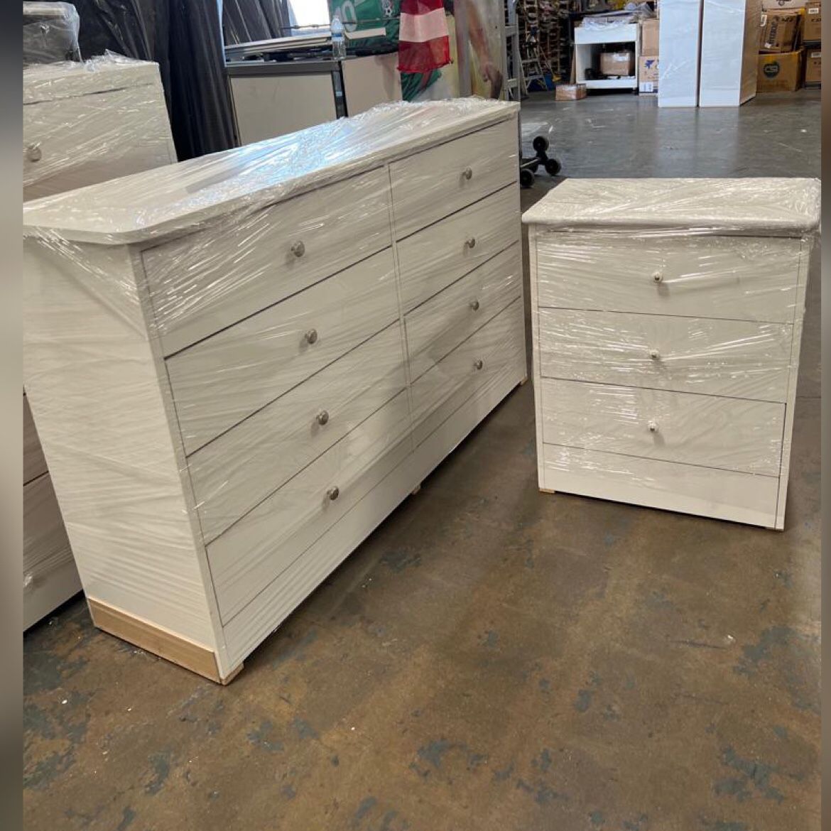 Set Dresser