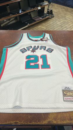 Mitchell & ness 1998-99 Tim Duncan white jersey w/ teal lettering