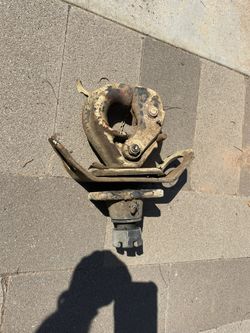 Pintle Hitch With Mounting Plates