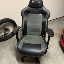 FANTASYLAB - Big and Tall Gaming Chair - 