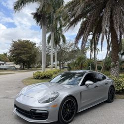 2020 Porsche Panamera 4S