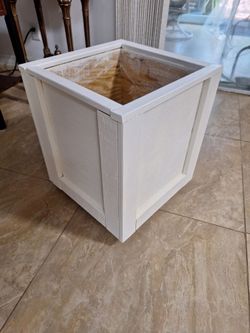 Wooden planter