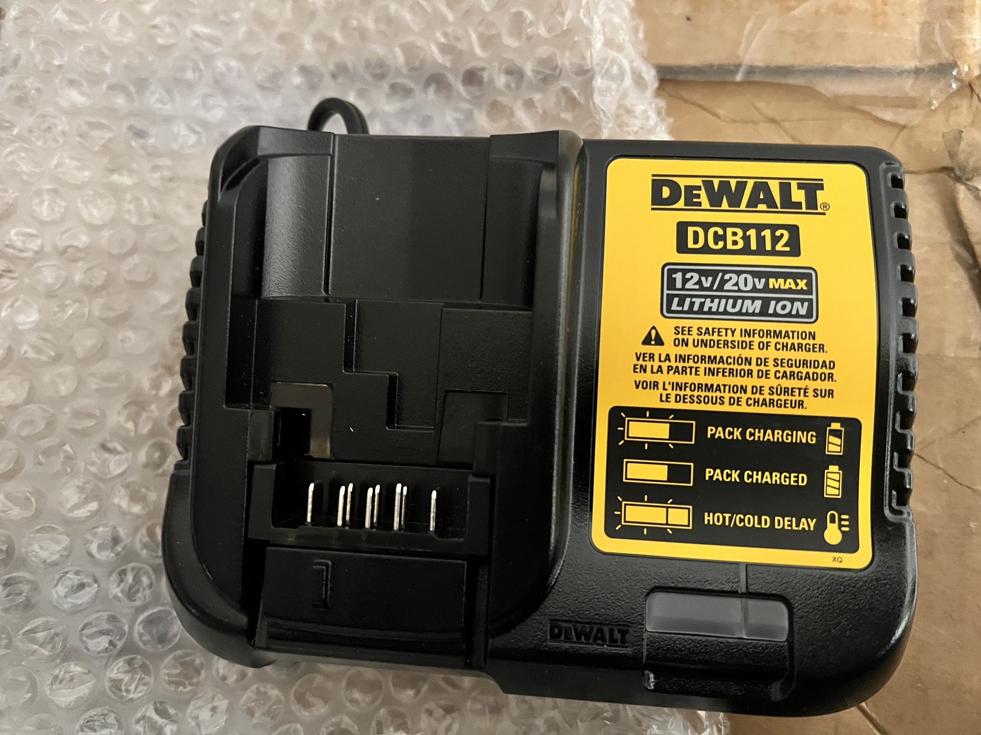 Dewalt DCB112 20v/60v Battery Charger