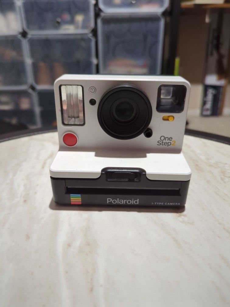 Polaroid Camera One Step 