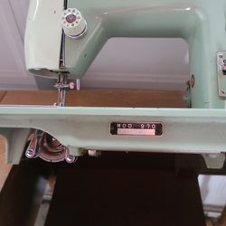 Sewing Machine Sewmor #(contact info removed)'s