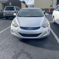 2012 Hyundai Elantra