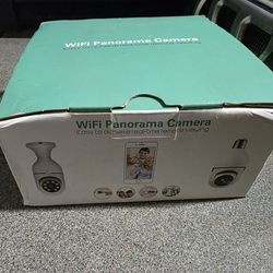 360° screw in wifi camera brand new