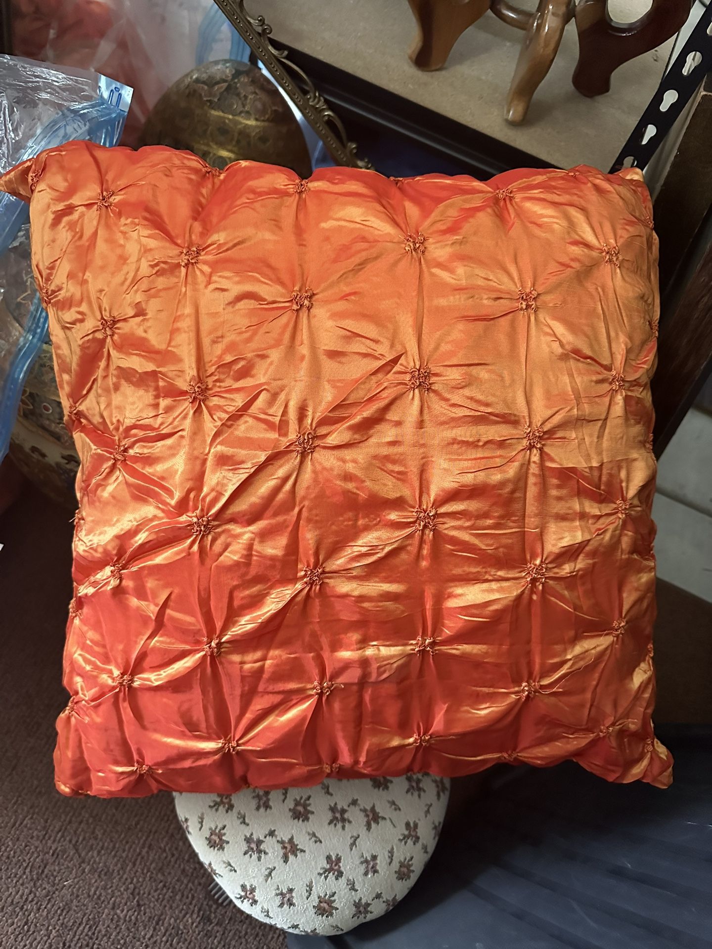 22x22 Satin Tufted Pillow