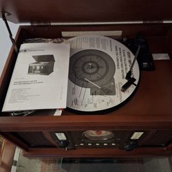 Vintage Style Record Player 
