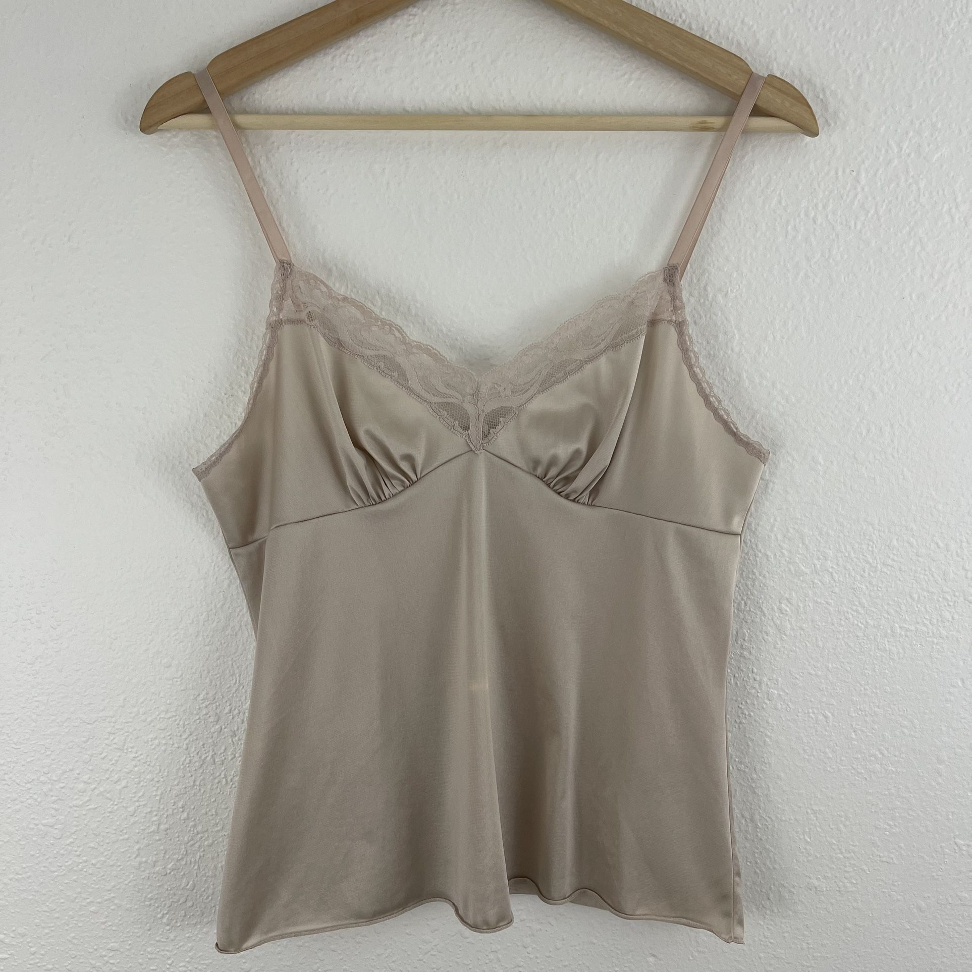 VANITY FAIR Vintage Champange Beige Lace Trim Spaghetti Strap Camisole Top