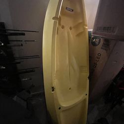 Yellow Lifetime Youth 6-ft Wave Kayak (no paddle)