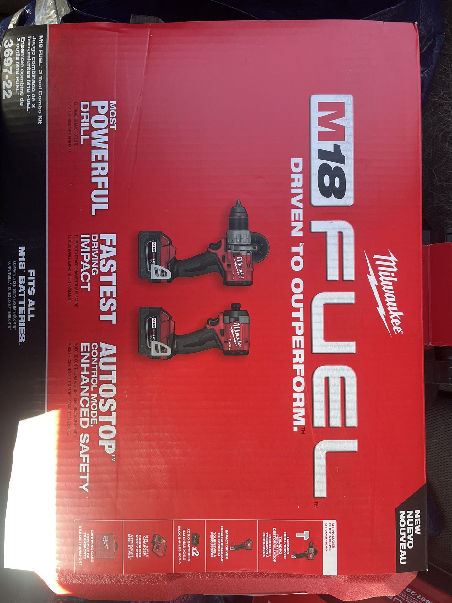 Milwaukee M18 Impact Driver/ Hammer Drill Driver Set