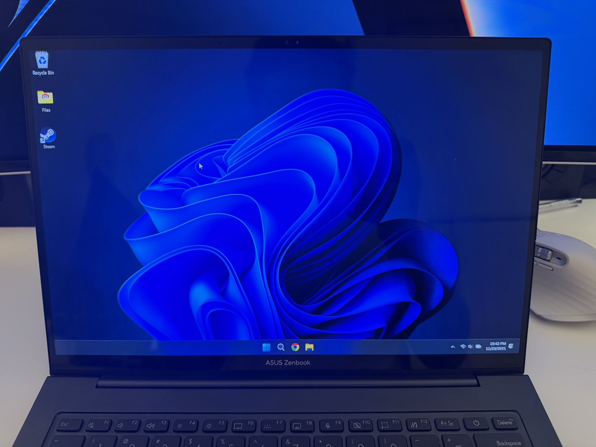 ASUS Zenbook 14X 14.5" 2.8K OLED - Intel Evo i7-13700H - 16GB RAM - 512GB SSD