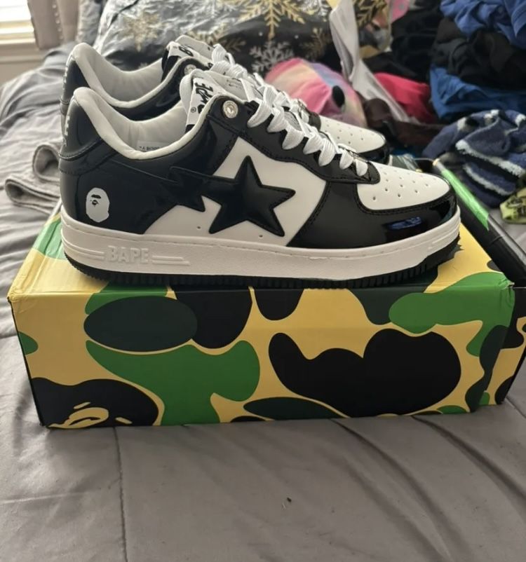 Men’s Bape Shoes (Mens 10. SHIPPING ONLY)