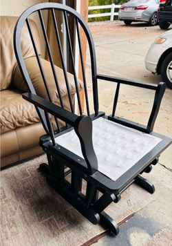 Rocking chair