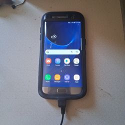 Samsung Galaxy S7 Egde .