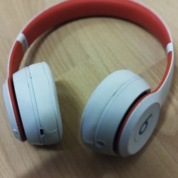 Beats Solo3 Wireless On-Ear Headphones - Beats Club Collection - Club White

