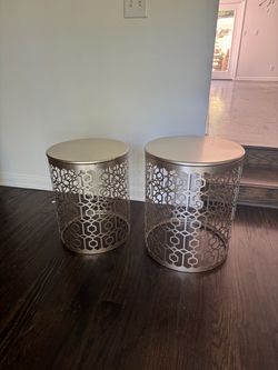 Beautiful Set of 2 Metal Side Tables