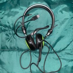Xbox Head Set Barely Used