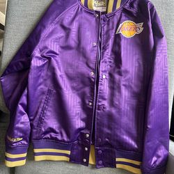 Lakers Mitchell & Ness Hardwood Classics Satin Button-Up Jacket Womens Small