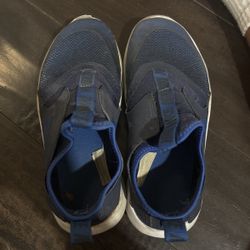 Nike Shoes 2.5y