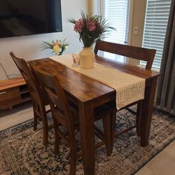 Solid Wood Extendable Dining Table And chairs