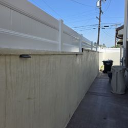 Topper Fence Gate Vinyl Fence 