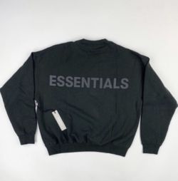 Fear of God - Essentials black sweater size oversized small