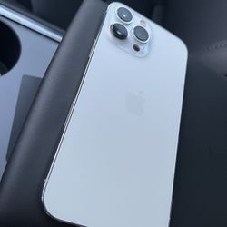 iPhone 13 Pro Max 128GB Unlocked - Flawless (White)