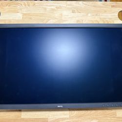 BenQ SW321C 32" 16:9 4K HDR IPS Photo and Video Editing Monitor