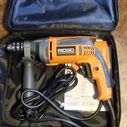 RIDGID 1/2 HEAVY DUTY VARIABLE SPEED REVERSIBLE DRILL (NEW)