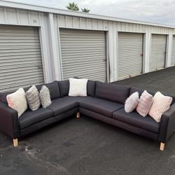 Sectional Couch 