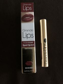 Lip plumper
