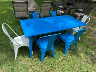 Blue Indoor Metal Table With 6 Chairs