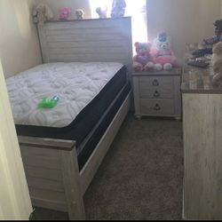 Full Size Bedroom Set