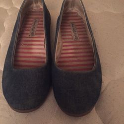 Blue jean flats