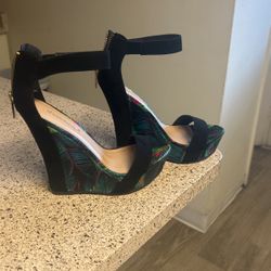 Shoe Dazzle Wedges /If Posted It’s Still Available 