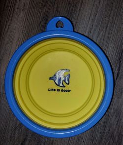 Life Is Good Collapsible silicone Dog / Cat Travel Bowl 34 FL oz.