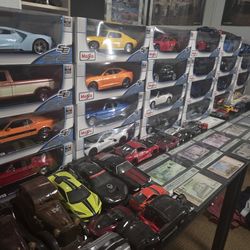 24 die cast cars LOT 1/18 collectors will bargan