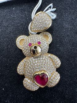 Teddy Bear Pendant Excellent Condition 14K Yellow Gold 4.70 DWT Diamond and Ruby Bear Charm