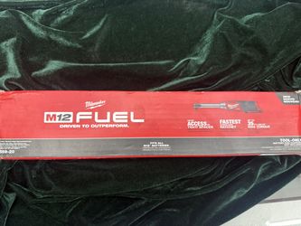Milwaukee M12 FUEL 3/8" Extended Reach High-Speed Ratchet.