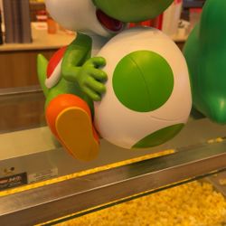 Yoshi Popcorn Bucket