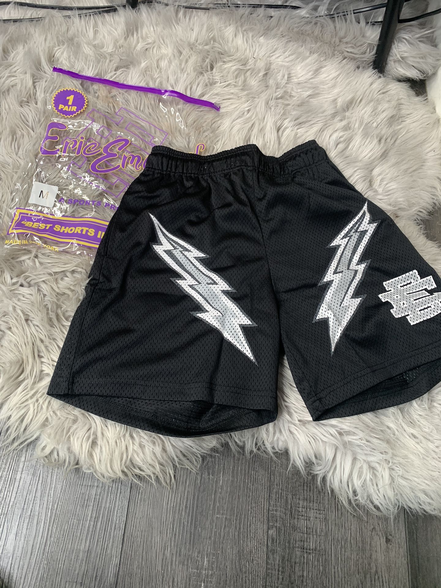 Eric Emanuel EE Basic Lightning Bolt Black Cyber Monday Shorts
