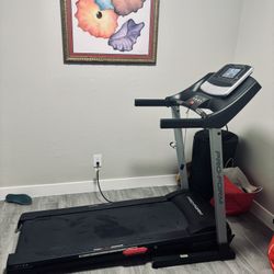 Pro Form I Fit Treadmill