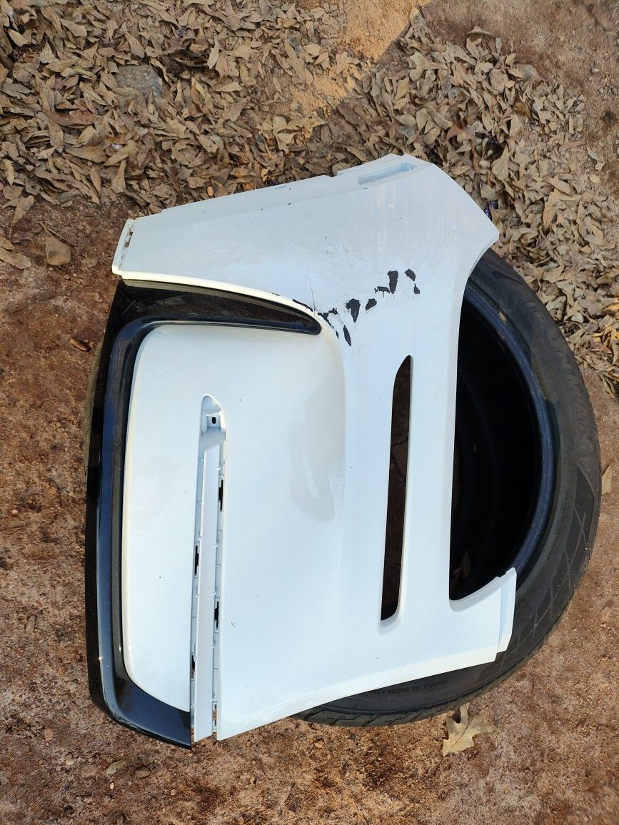 2024 Lincoln Corsair Passenger Side Front Bumper Cover OEM Part