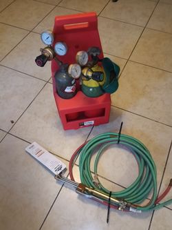 Equipo Portatil De Soldadura Oxiacetileno en muy buenas condiciones