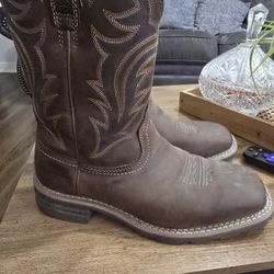 Mens Ariat Rancher Square Toe Boots - 8-1/2 D