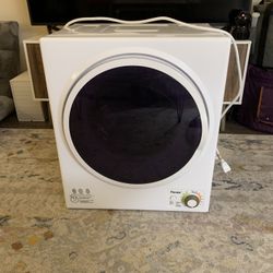 Small Clothes Dryer 