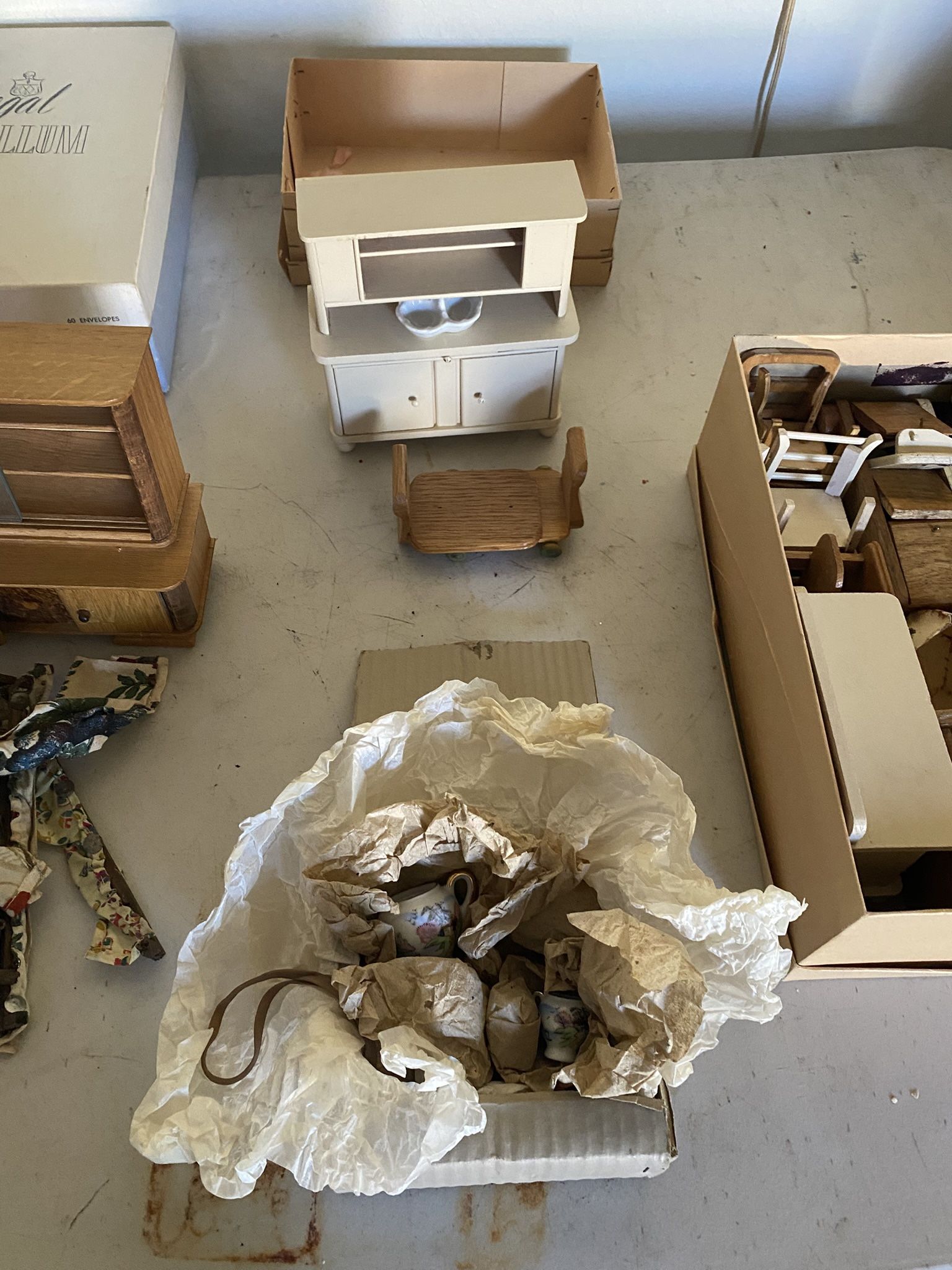 Doll House Furniture 