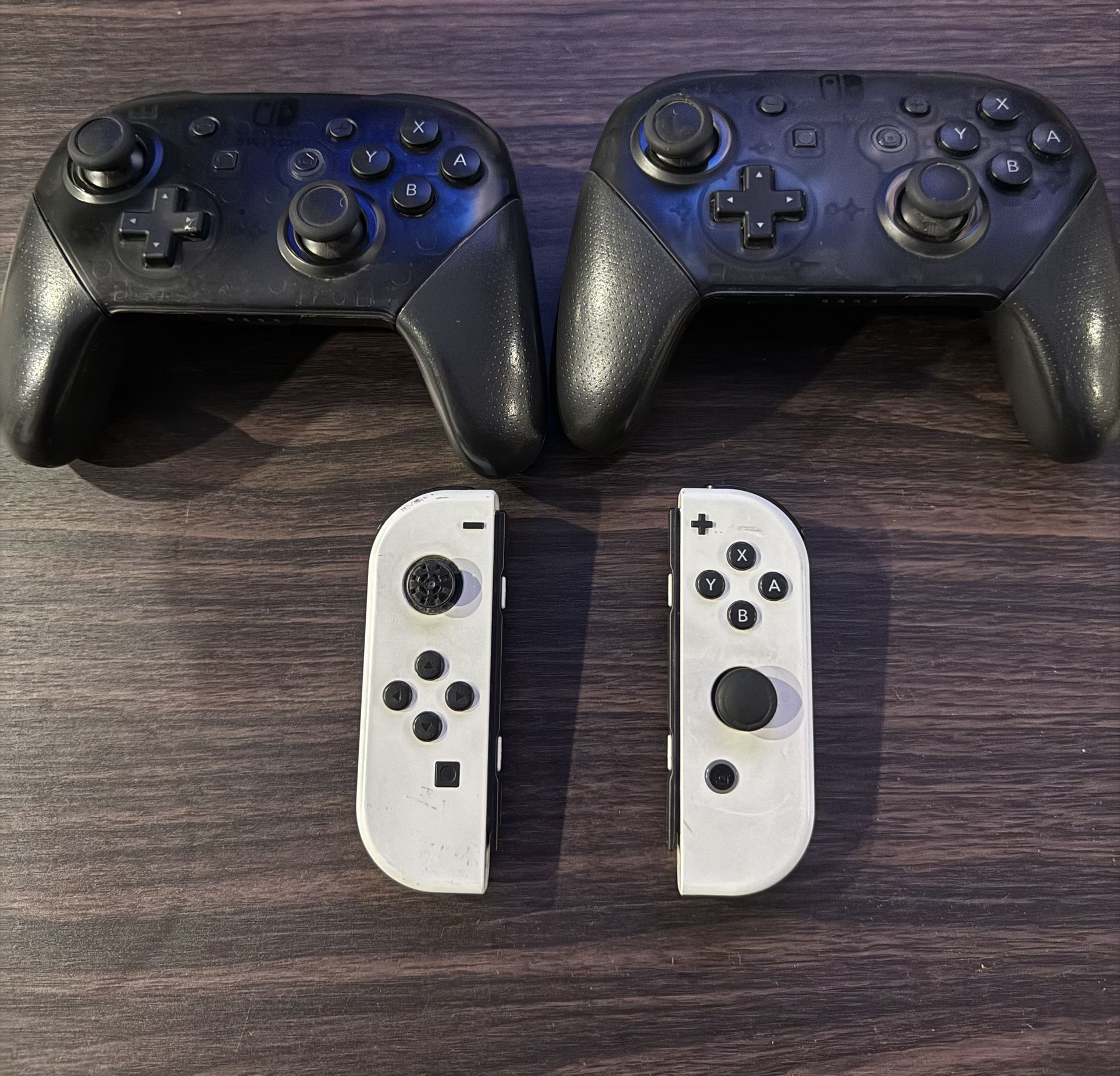 Nintendo Switch Controllers 